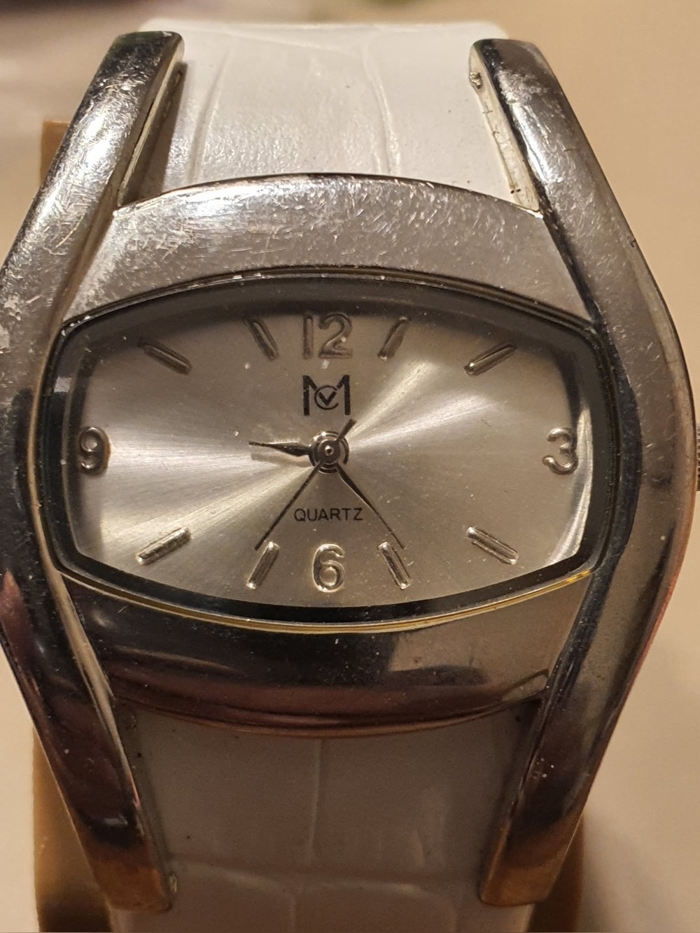 🦋10/$20🦋 MC Quartz Silver/White Leather Women's Watch